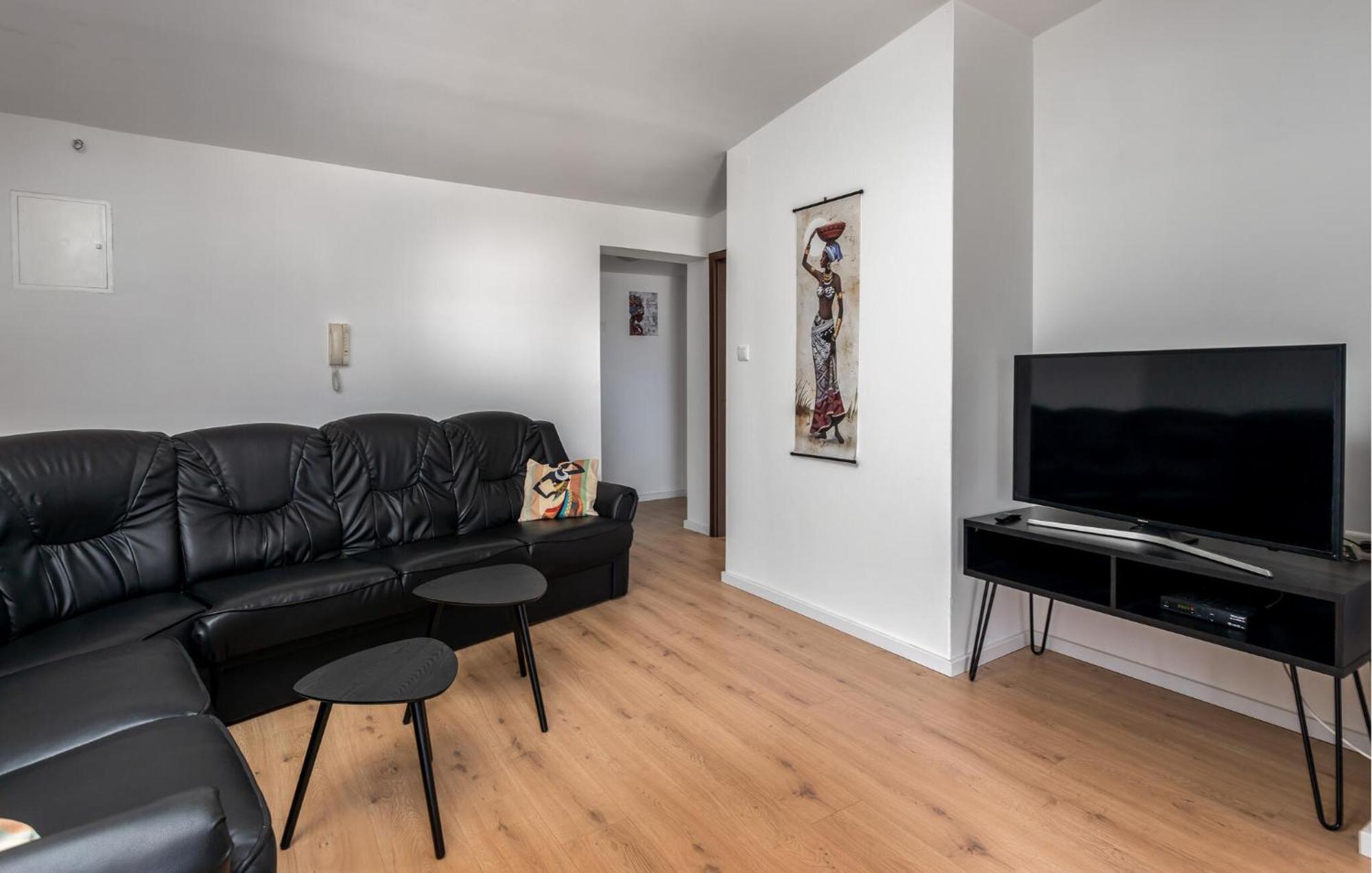 Cozy Apartment In Novi Vinodolski With Kitchen Экстерьер фото